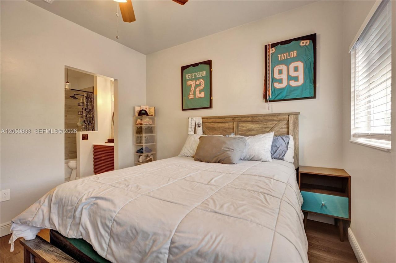 2404 NE 135th St, Unit 2404, North Miami, FL 33181 Photo