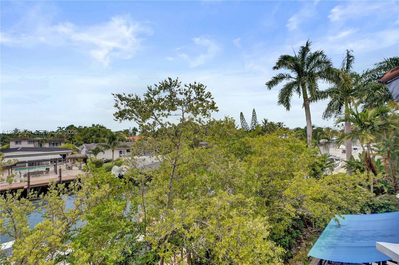 2404 NE 135th St, Unit 2404, North Miami, FL 33181 Photo