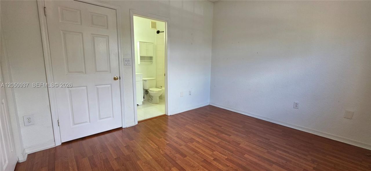 5670 NW 116th Ave , Unit 220, Doral, FL 33178 Photo