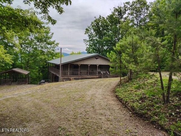 1889 Natures Lane, Sevierville, TN 37862