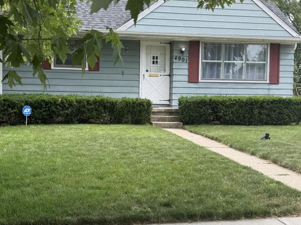4901 Alpha Street, Lansing, MI 48910