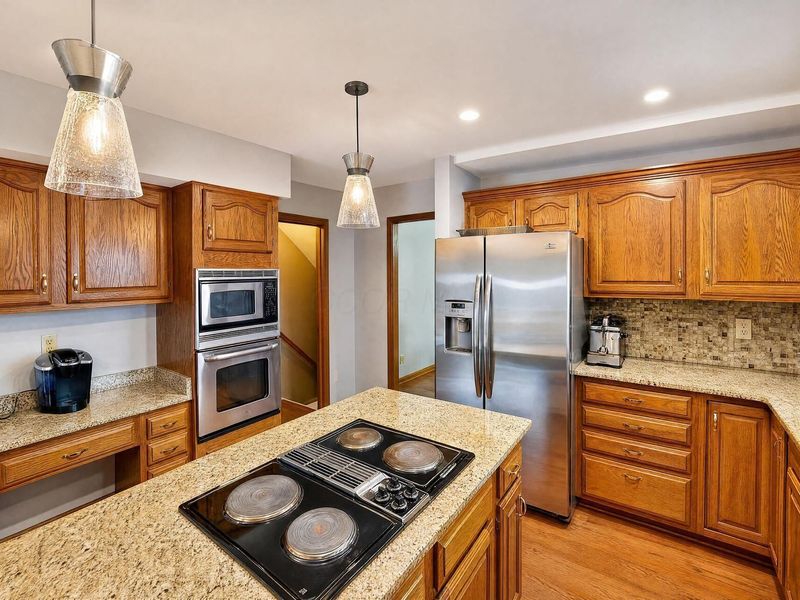 6279 Little Deer Lane , Columbus, OH 43213 Photo 10