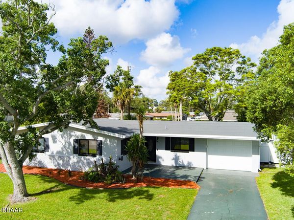 1432 Sunland Road, Daytona Beach, FL 32114