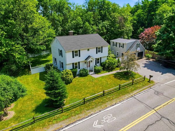 14 Hampton Falls Road, Exeter, NH 03833