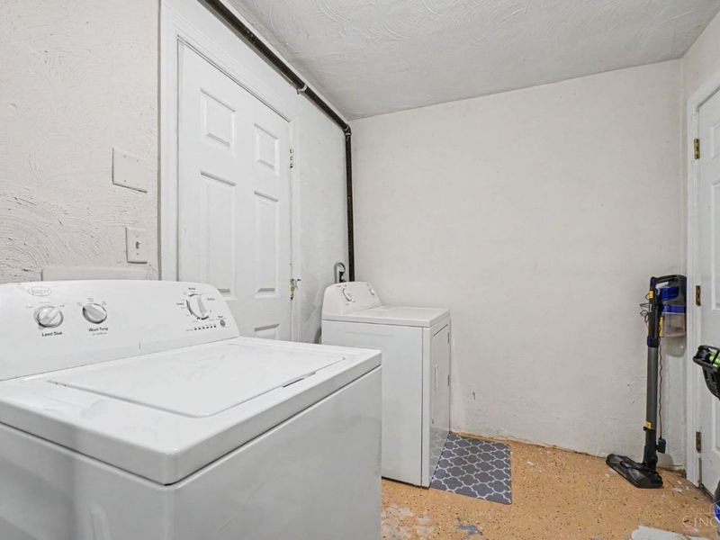 5605 Garrett Drive, Miami Twp, OH 45150 Photo 22