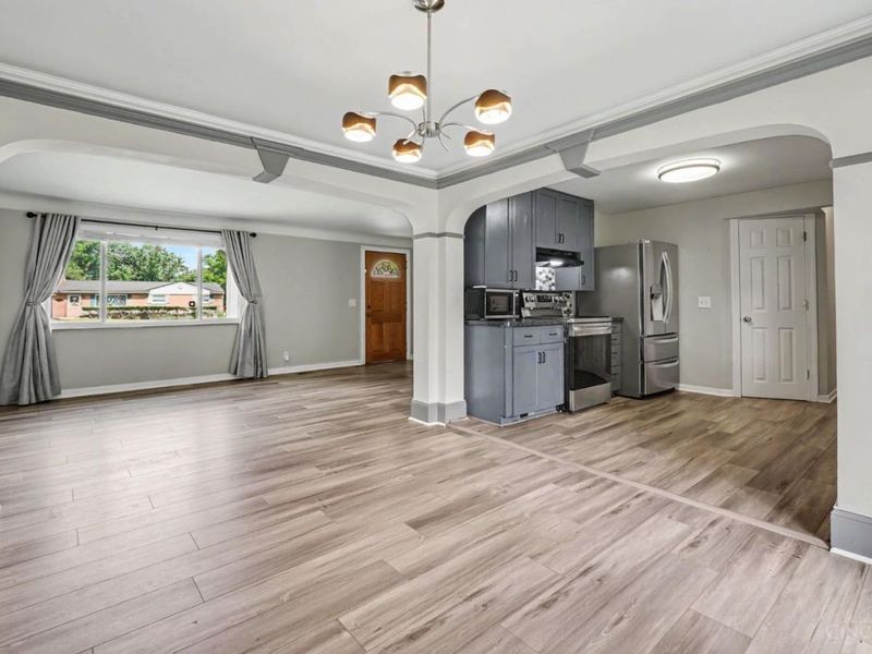 5605 Garrett Drive, Miami Twp, OH 45150 Photo 8