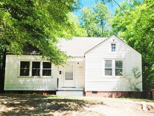 1009 Logan Street , Greensboro, NC 27406