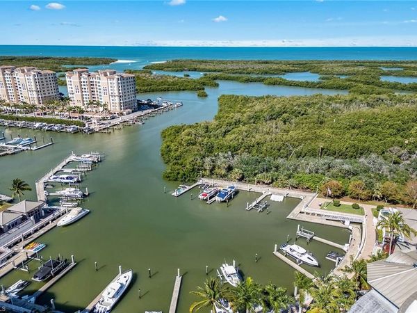 13675 Vanderbilt DR, Unit 1105, NAPLES, FL 34110