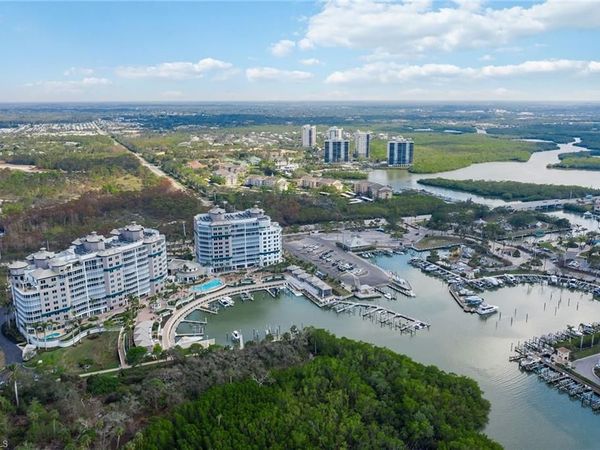 13675 Vanderbilt DR, Unit 1105, NAPLES, FL 34110