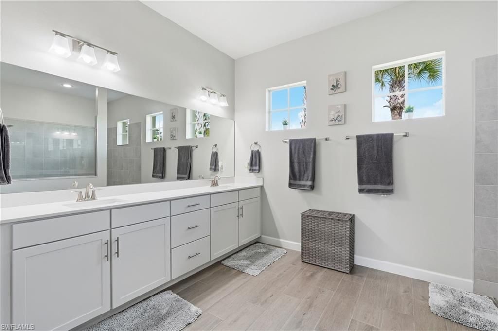 17040 Serengeti Cir, Alva, FL 33920 Photo