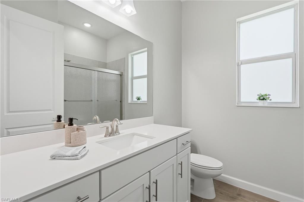 17040 Serengeti Cir, Alva, FL 33920 Photo