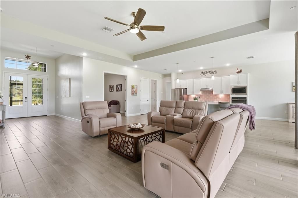 17040 Serengeti Cir, Alva, FL 33920 Photo