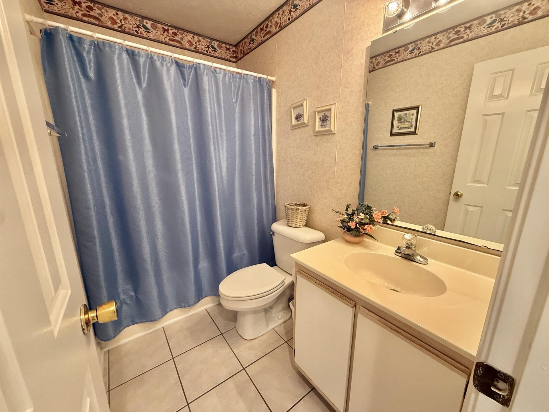 606 Waterway Village Blvd. Photo 11