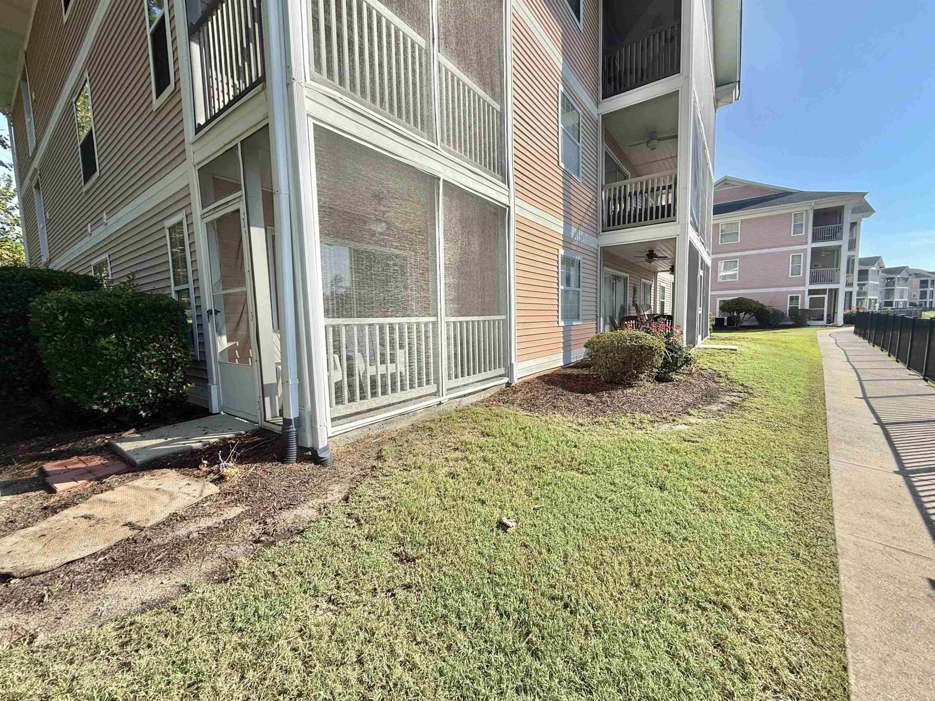 606 Waterway Village Blvd. Photo 23