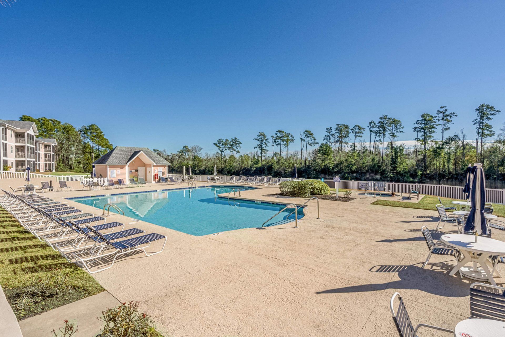 606 Waterway Village Blvd. Photo 31