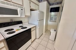 606 Waterway Village Blvd. photo 4