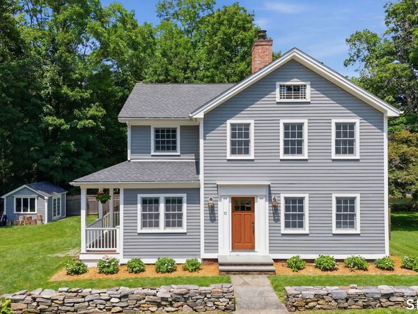 15 High, Essex, CT 06426