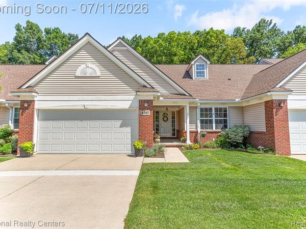 6707 Cortland Avenue, Genoa Twp, MI 48114