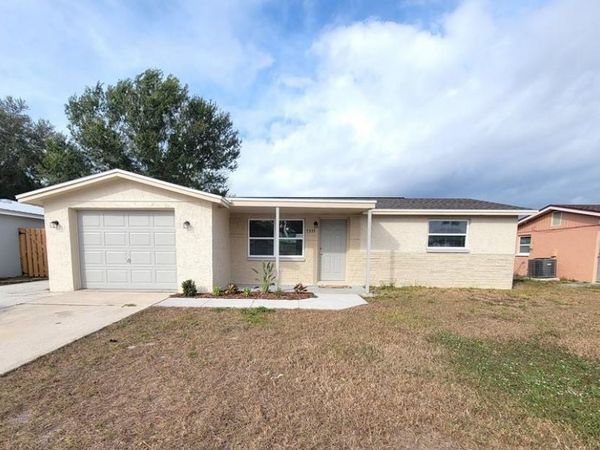 7335 CASTANEA DRIVE , PORT RICHEY, FL 34668