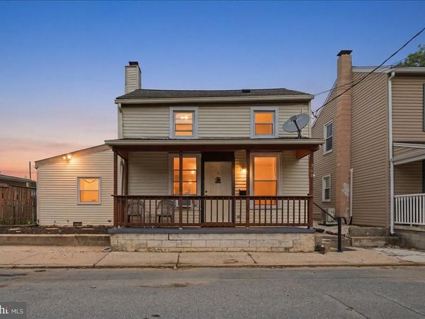 260 W WALNUT STREET , MARIETTA, PA 17547