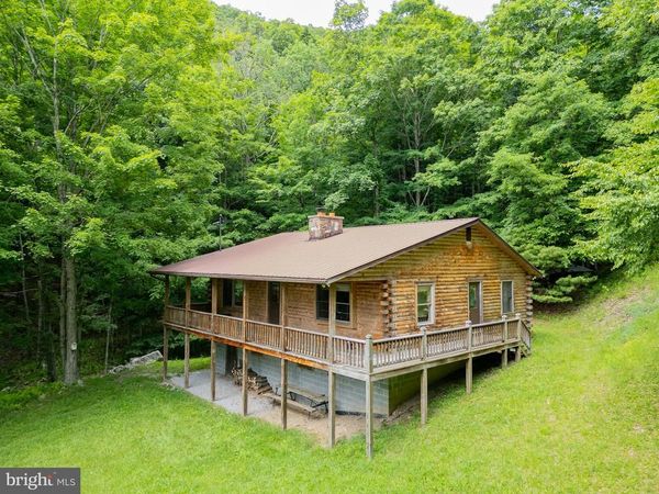 1862 HAWBUSH ROAD, CIRCLEVILLE, WV 26804