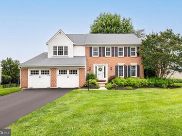 221 CARDINAL DRIVE, CONSHOHOCKEN, PA 19428