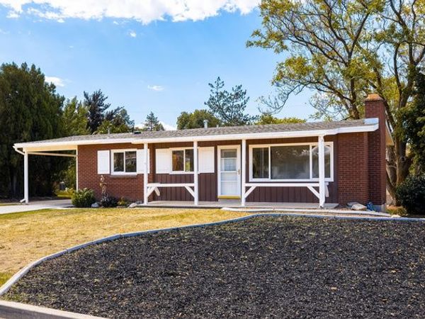 348 E 300 N, Centerville, UT 84014