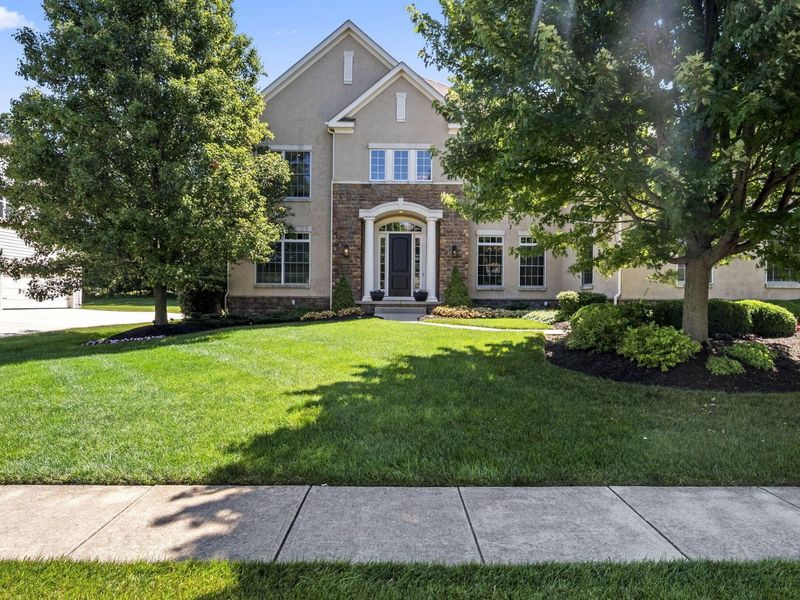 6637 Brodie Boulevard, Dublin, OH 43017 Photo 1
