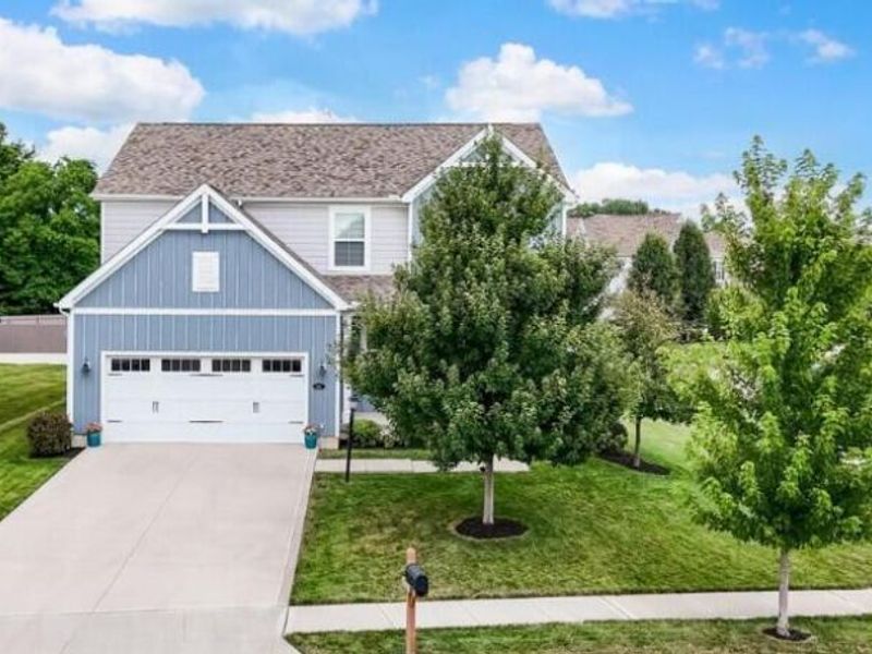 102 Moore Court, Pickerington, OH 43147 Photo 1
