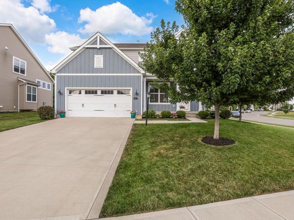 102 Moore Court, Pickerington, OH 43147