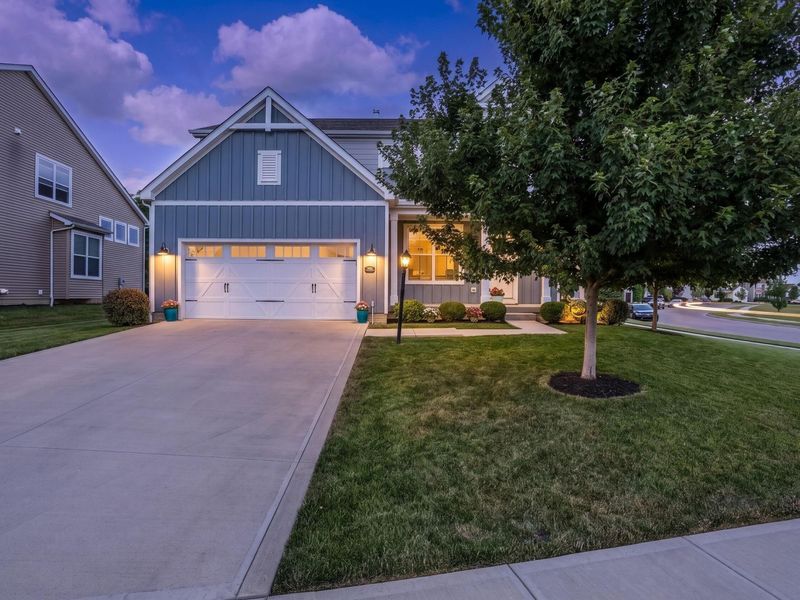 102 Moore Court, Pickerington, OH 43147 Photo 1