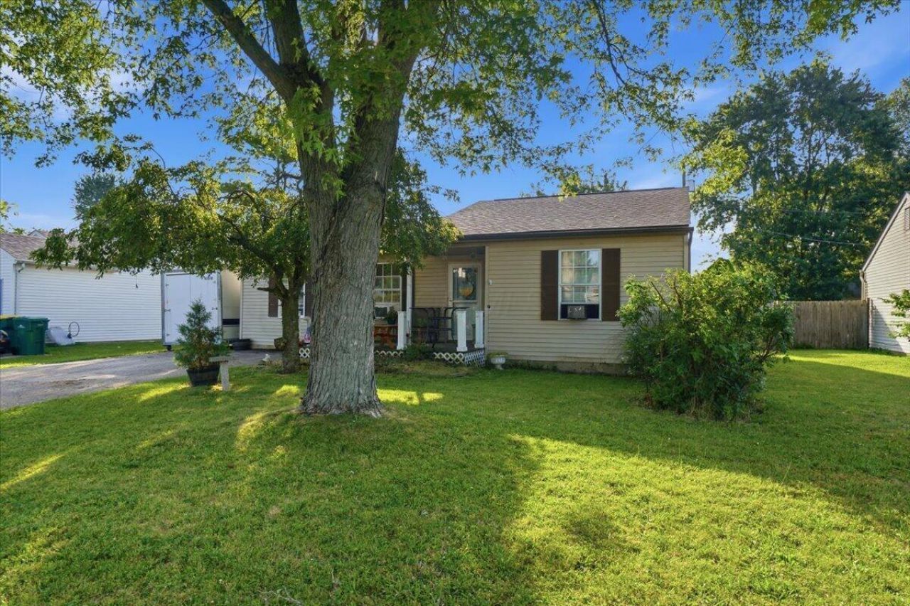124 Hathaway Road, West Jefferson, OH 43162 Main Photo