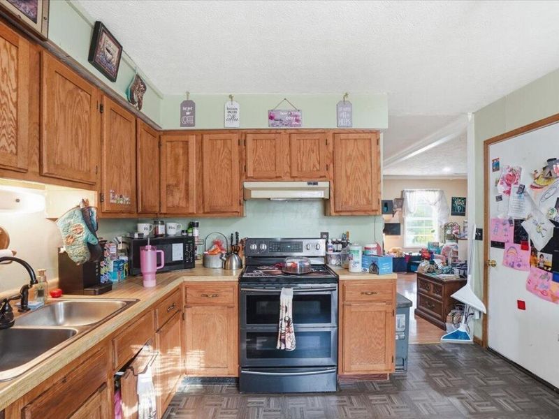 124 Hathaway Road, West Jefferson, OH 43162 Photo 10
