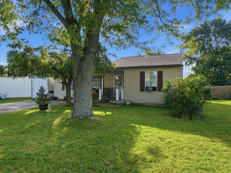 124 Hathaway Road, West Jefferson, OH 43162 Photo 2