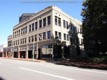716 Lee Street E, Charleston, WV 25301