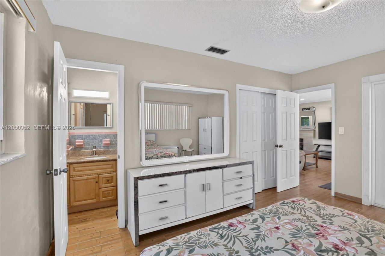 206 N 32nd Ave, Hollywood, FL 33021 Photo