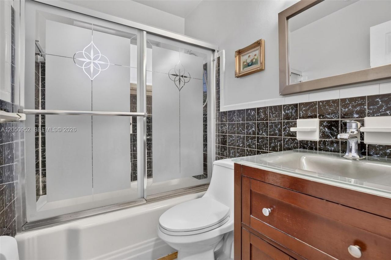 206 N 32nd Ave, Hollywood, FL 33021 Photo