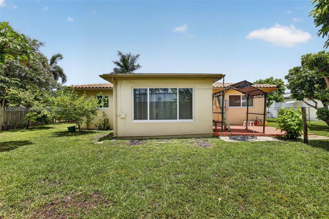 206 N 32nd Ave, Hollywood, FL 33021 Photo