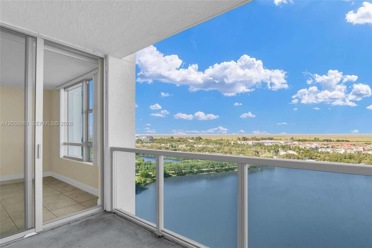 2681 N Flamingo Rd , Unit 1903S, Sunrise, FL 33323 Photo