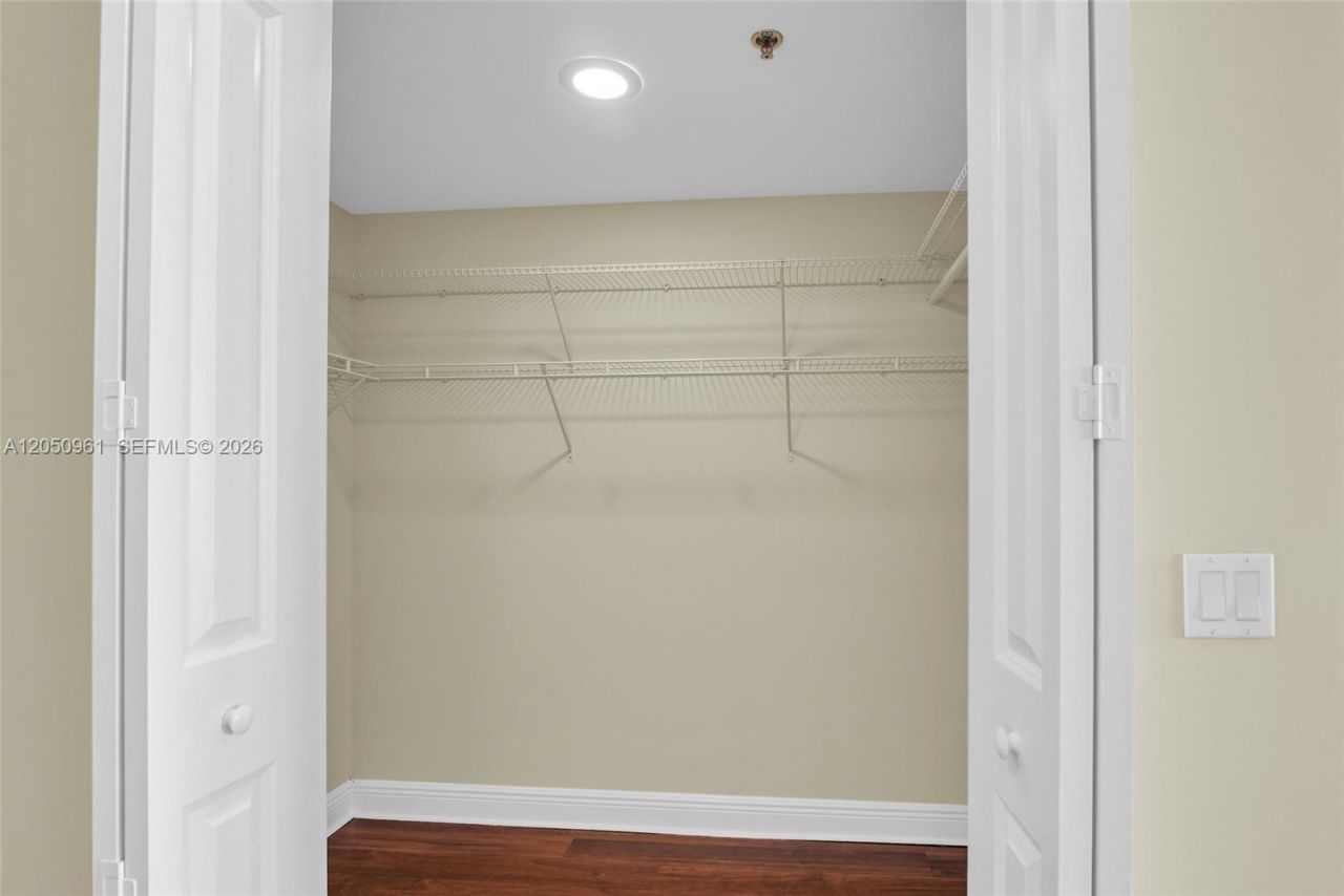 2681 N Flamingo Rd , Unit 1903S, Sunrise, FL 33323 Photo