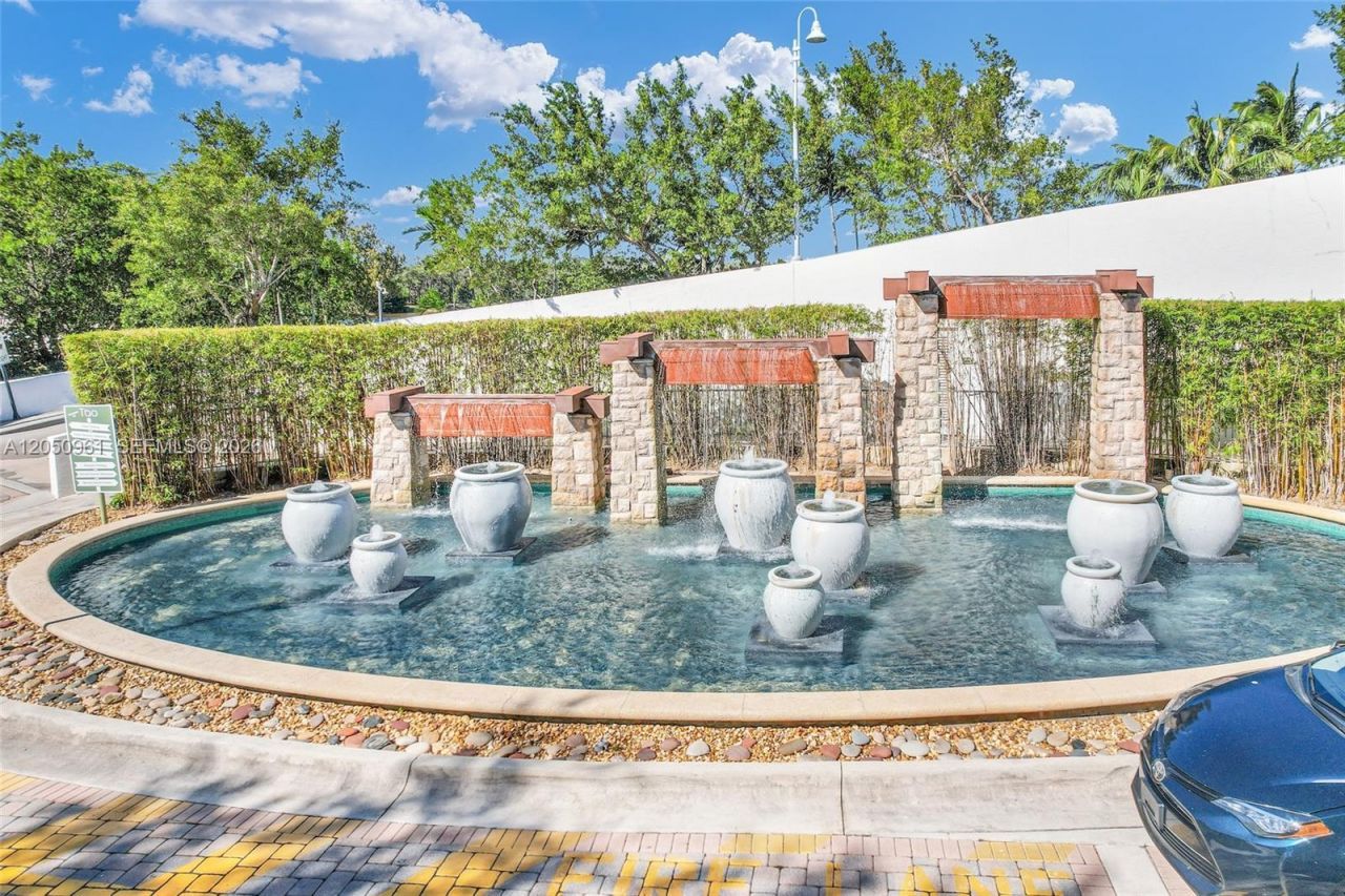 2681 N Flamingo Rd , Unit 1903S, Sunrise, FL 33323 Photo