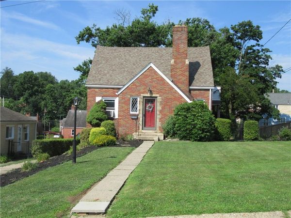 4814 Roberta Drive, Pittsburgh, PA 15236