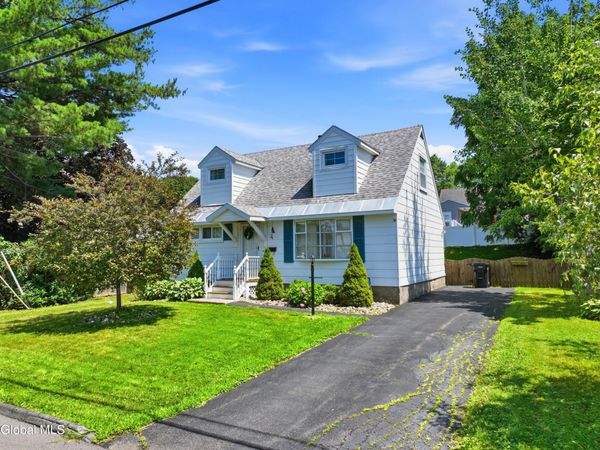 2 Oneil Street, Troy, NY 12180