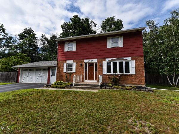 41 Margaret Drive, Ballston Spa, NY 12020