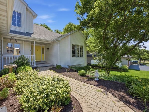 11497 Ridgecrest Drive , Roscoe, IL 61073