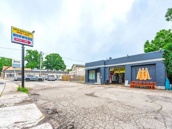 5463 Montgomery Road, Norwood, OH 45212
