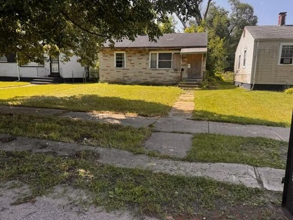 1027 E 35th Place , Gary, IN 46409