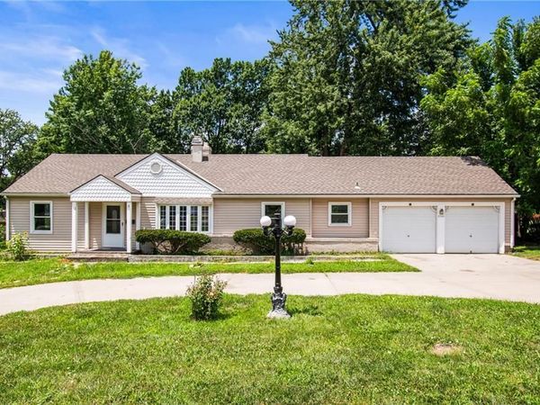 2726 S Crysler Avenue, Independence, MO 64052