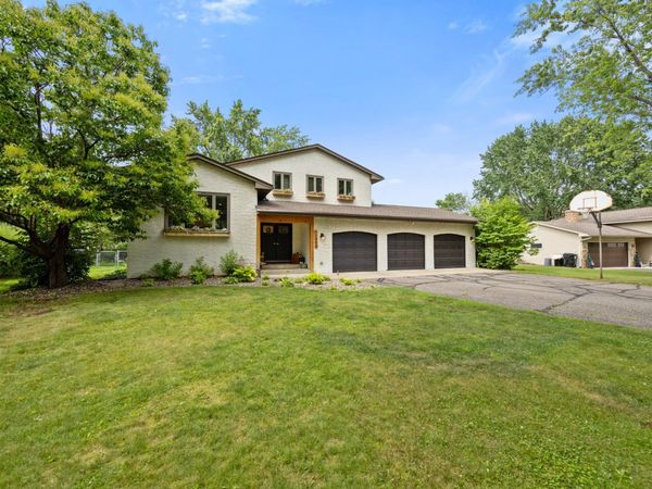 11954 Eldorado Street NW, Minneapolis, MN 55433