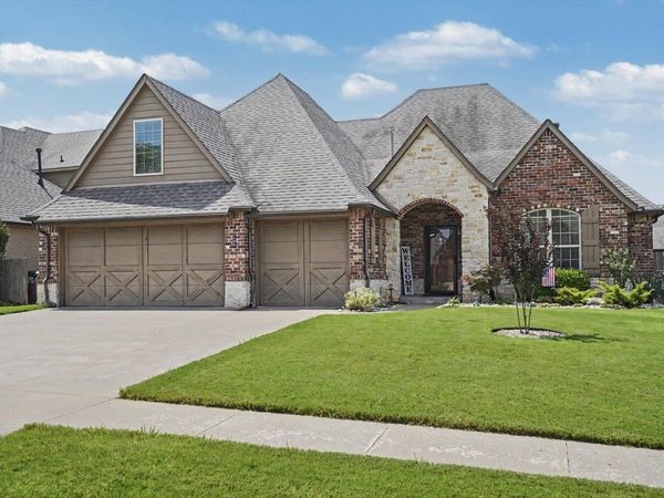 306 W 127th Place S, Jenks, OK 74037